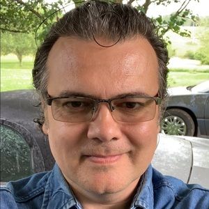 Meet your Posher, Perry joe